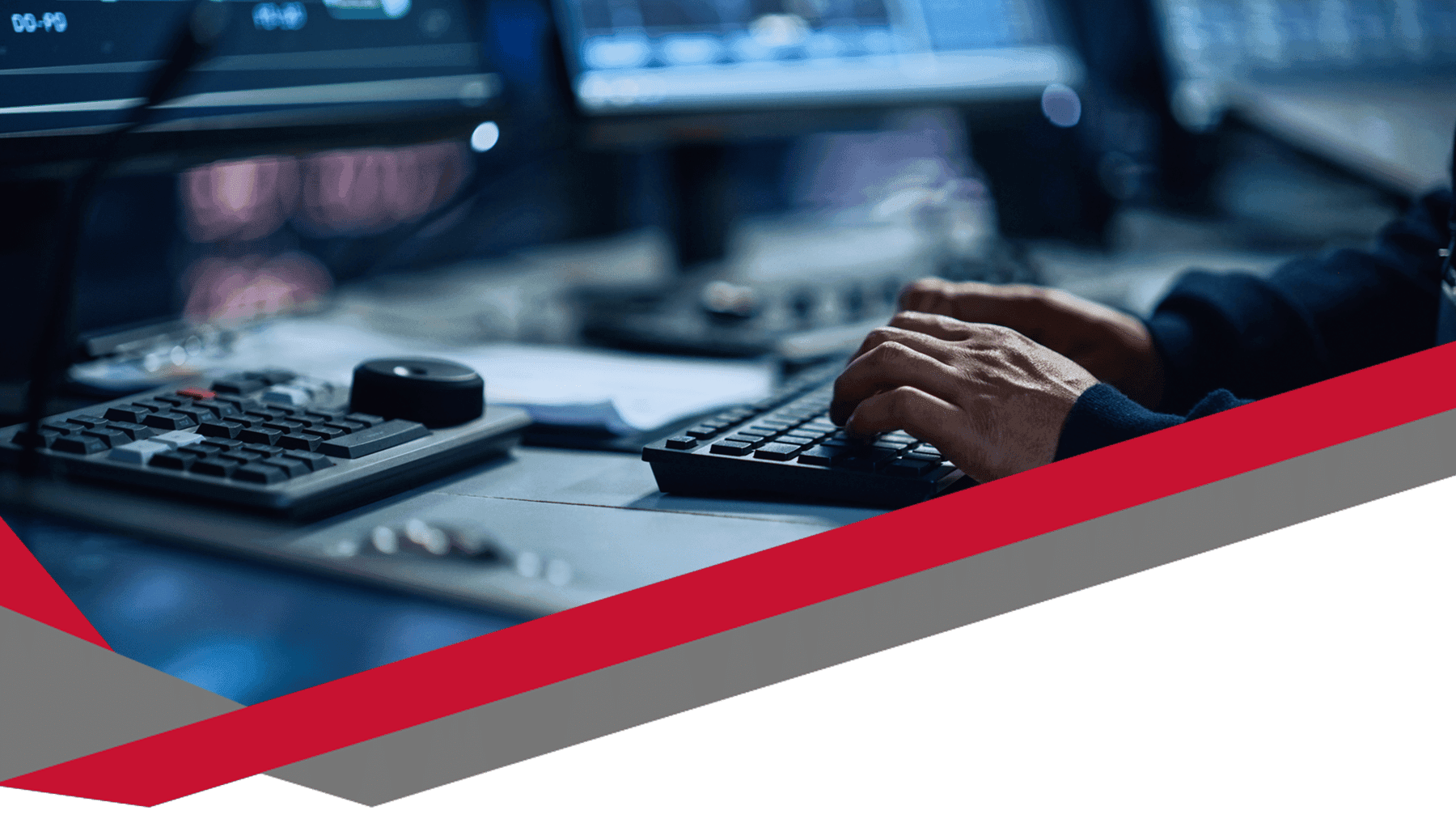 left-computers-desktop-laptop-business-digicomm1800 business it support