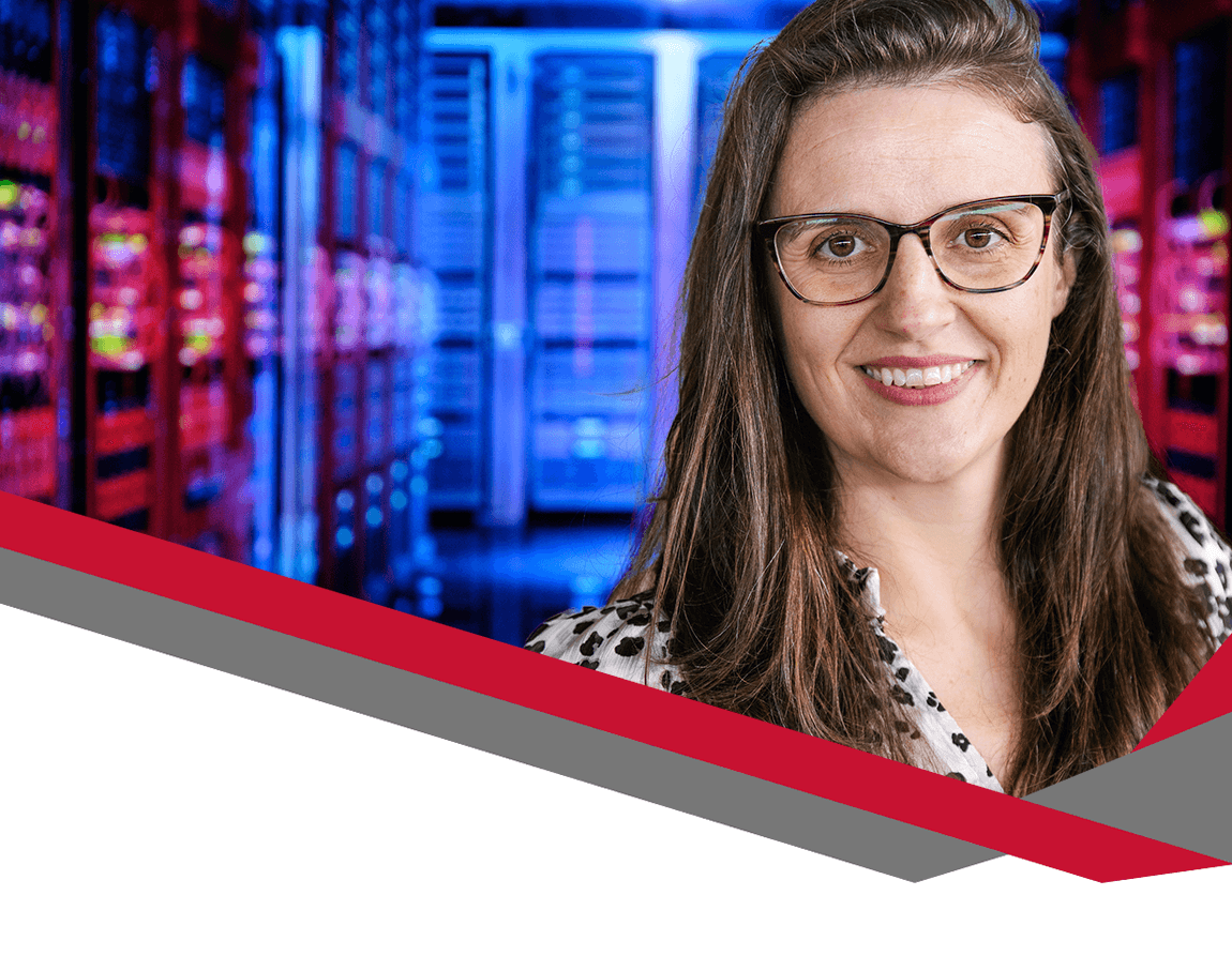 nikki-at-digicomm-with-ribbon2